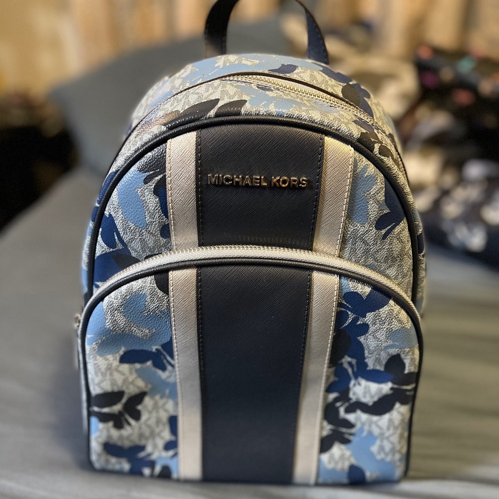 Michael Kors backpack set